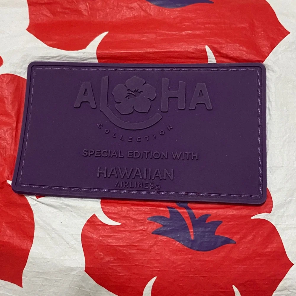 ❤️ Aloha Collection x Hawaiian Airlines Limited Edition Pouch